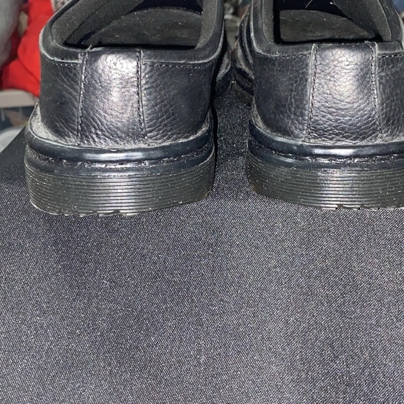 Dr. MARTENS AIRWAIR Men's SIZE 12 Black Leather Shoes.GOOD CLEAN CONDITION - Picture 10 of 16